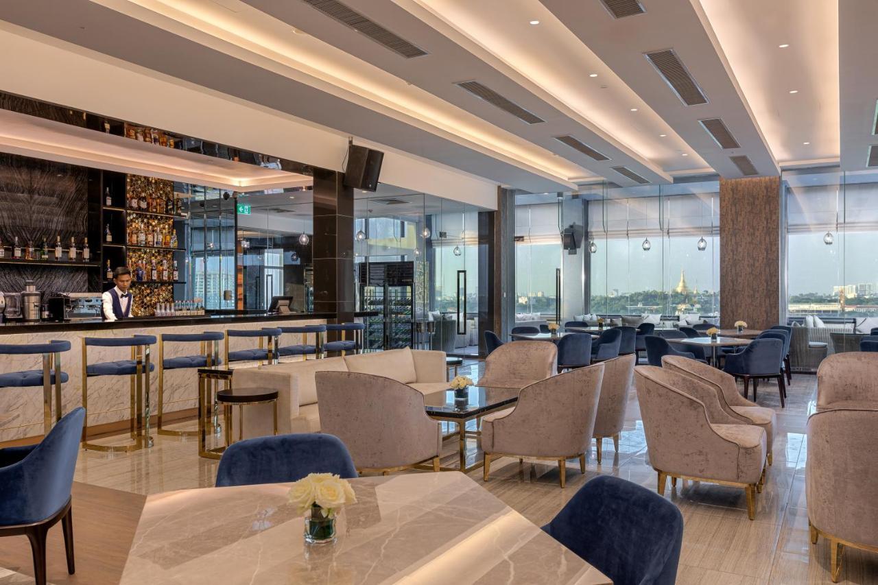 Yangon Thanlwin Hotel ภายนอก รูปภาพ